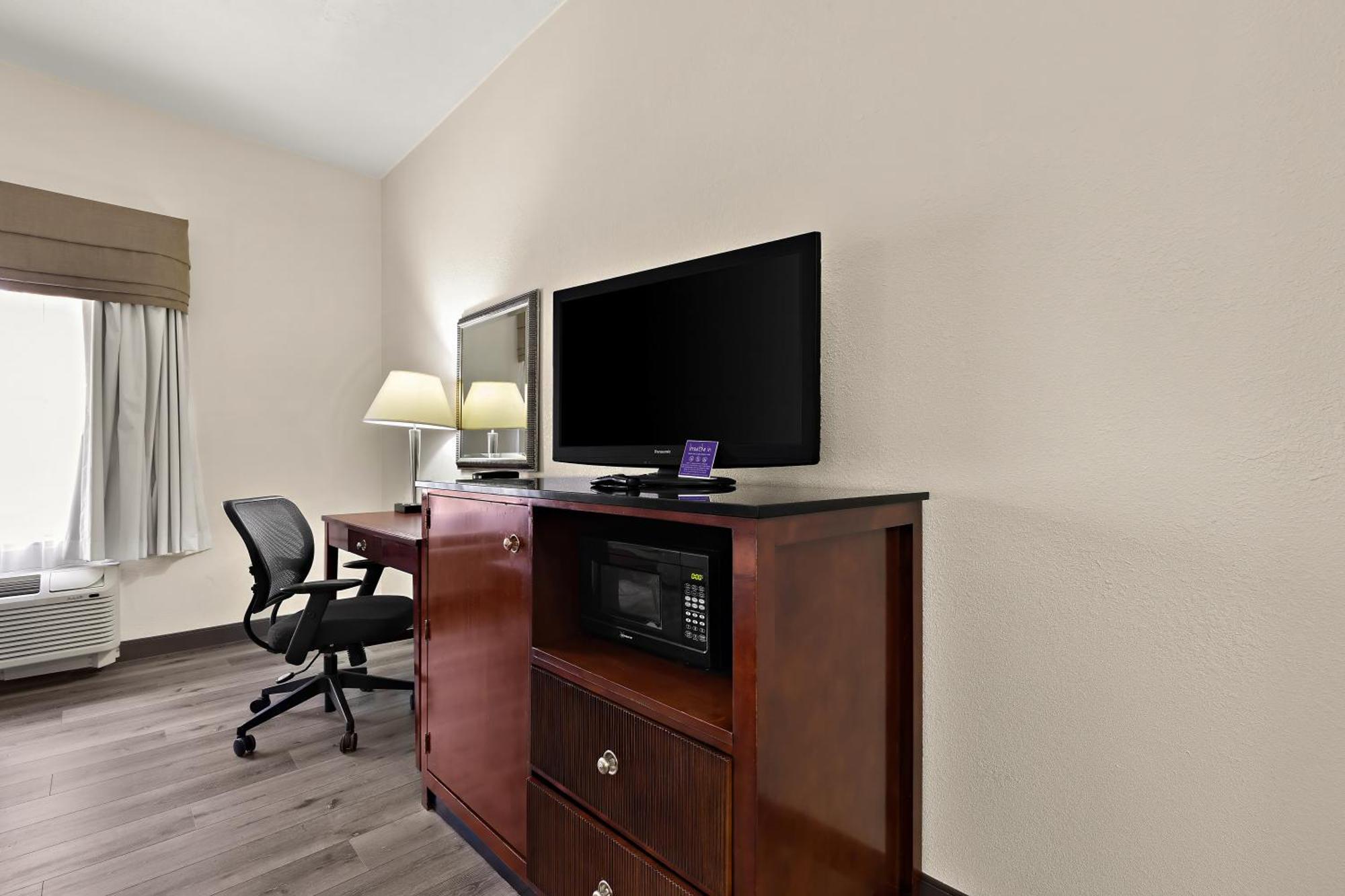Sleep Inn & Suites Near Joint Base Andrews-Washington Area Morningside Bagian luar foto