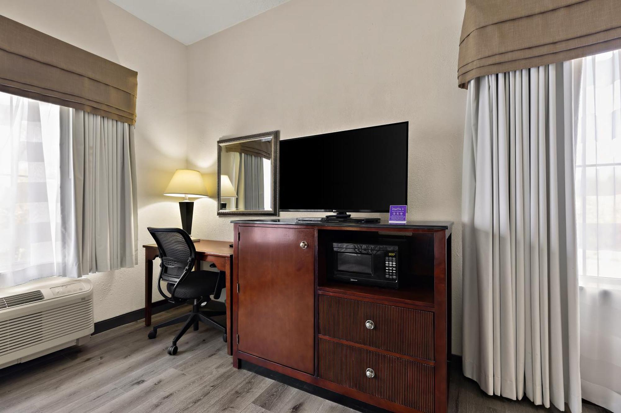 Sleep Inn & Suites Near Joint Base Andrews-Washington Area Morningside Bagian luar foto