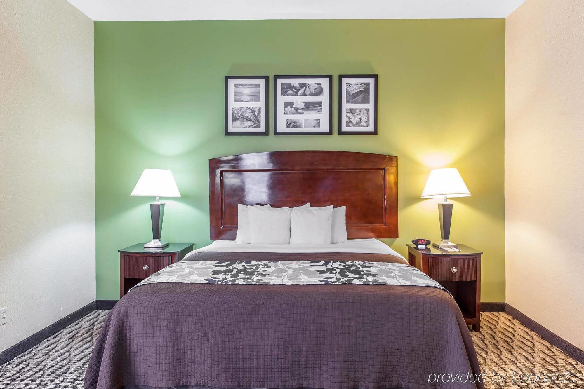 Sleep Inn & Suites Near Joint Base Andrews-Washington Area Morningside Bagian luar foto