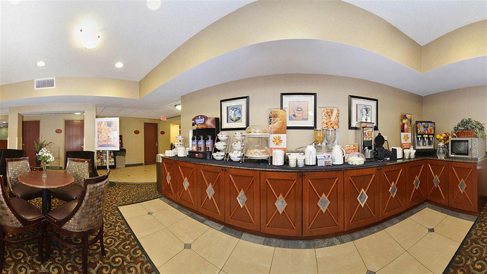 Sleep Inn & Suites Near Joint Base Andrews-Washington Area Morningside Bagian luar foto